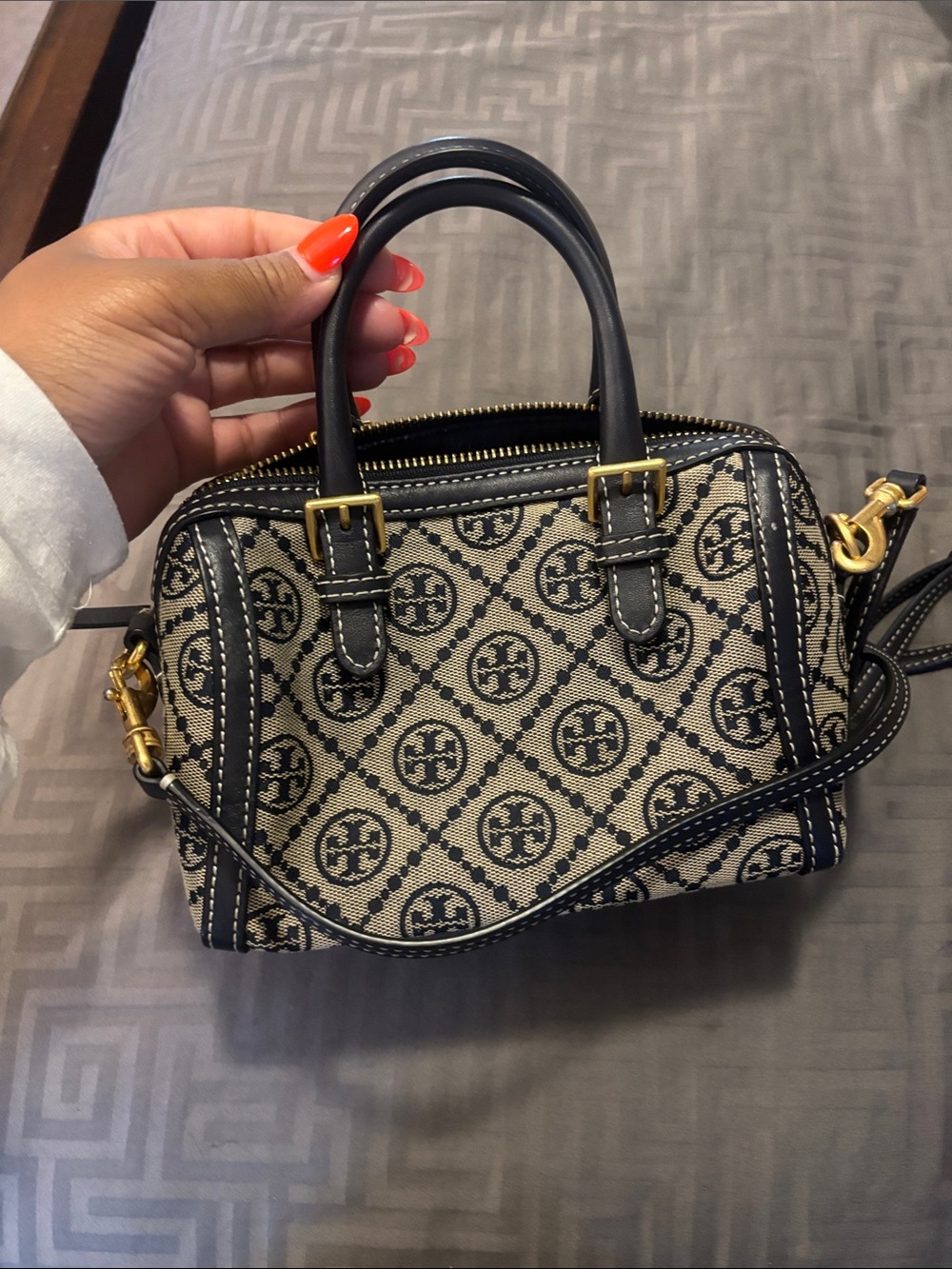 Tory Burch Navy Petite Barrel - Picture 2 of 8